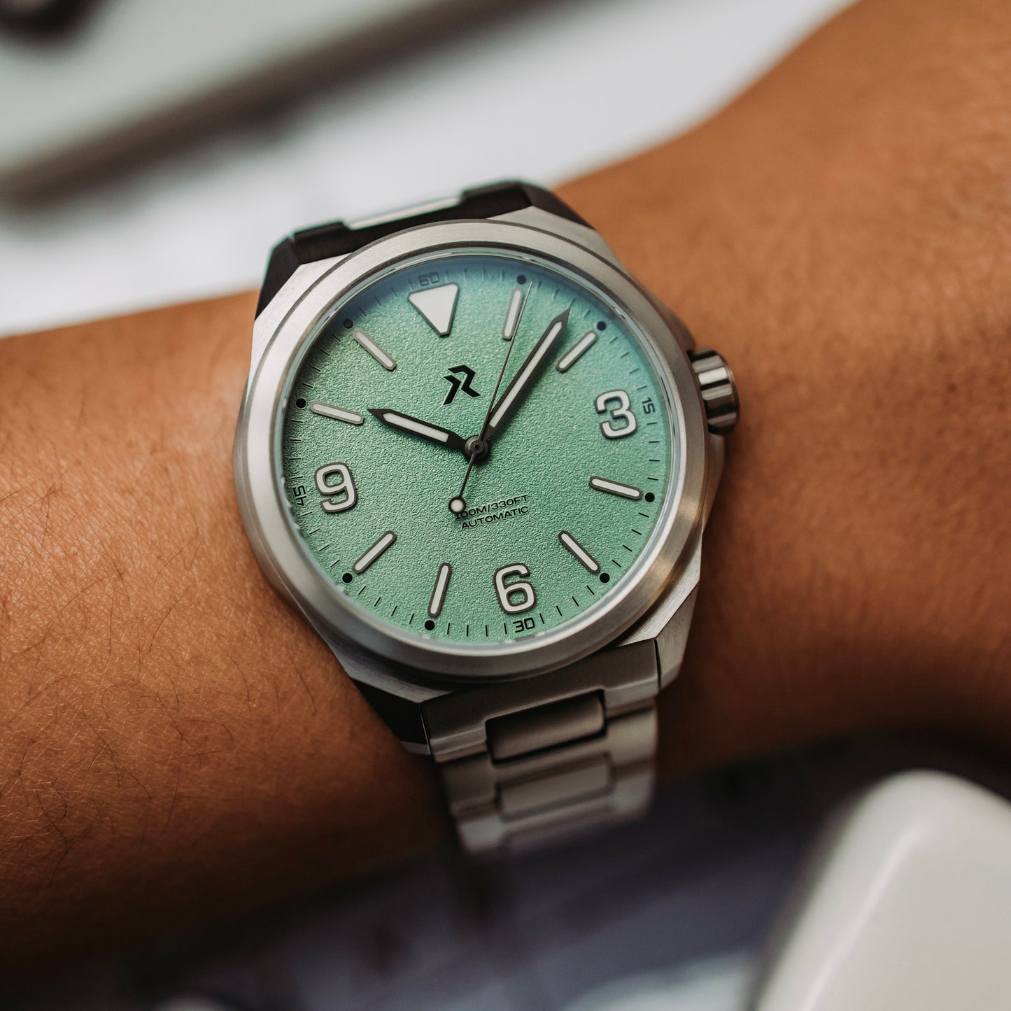 Resolute - Mint Green