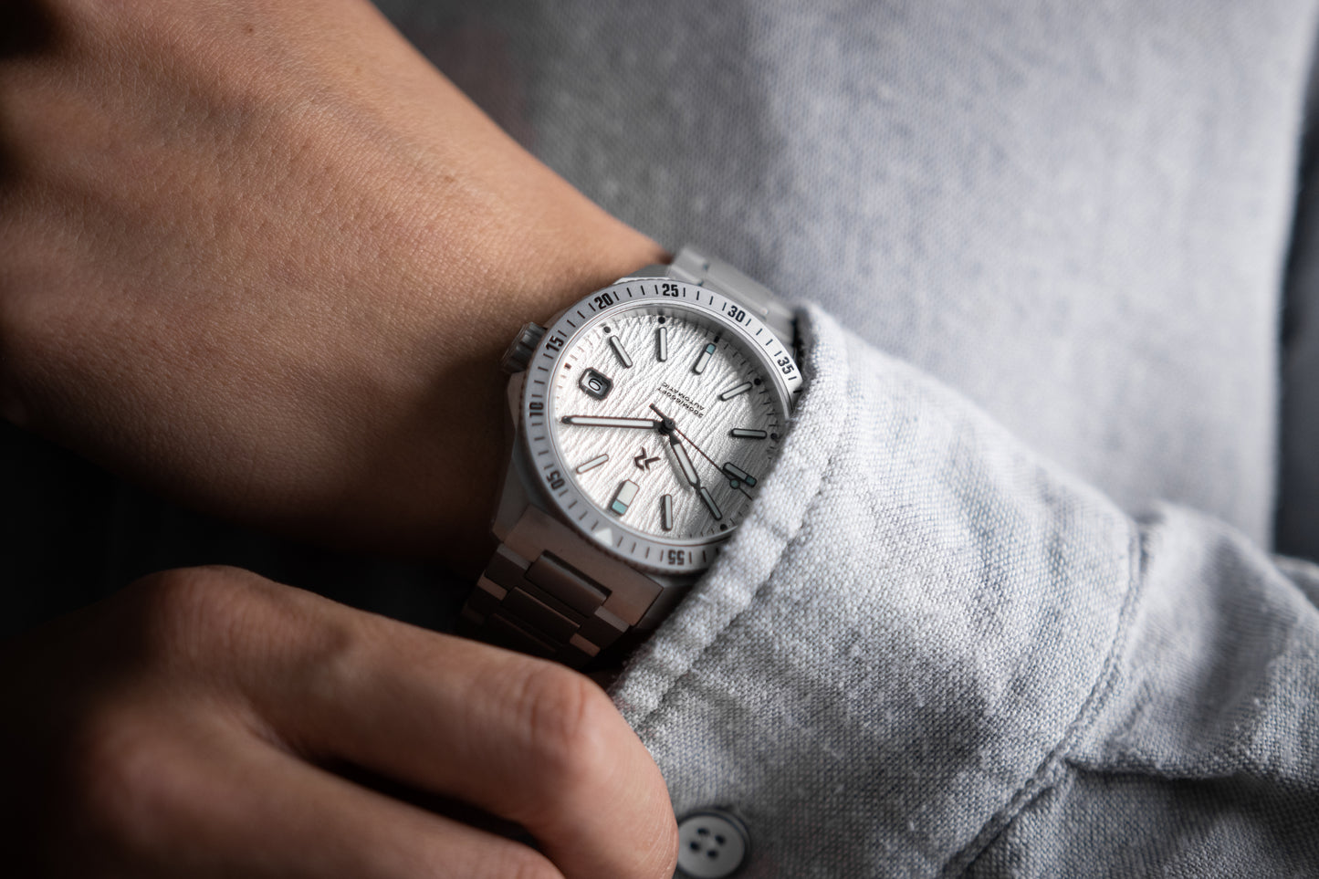 RZE - Endeavour - Glacier White
