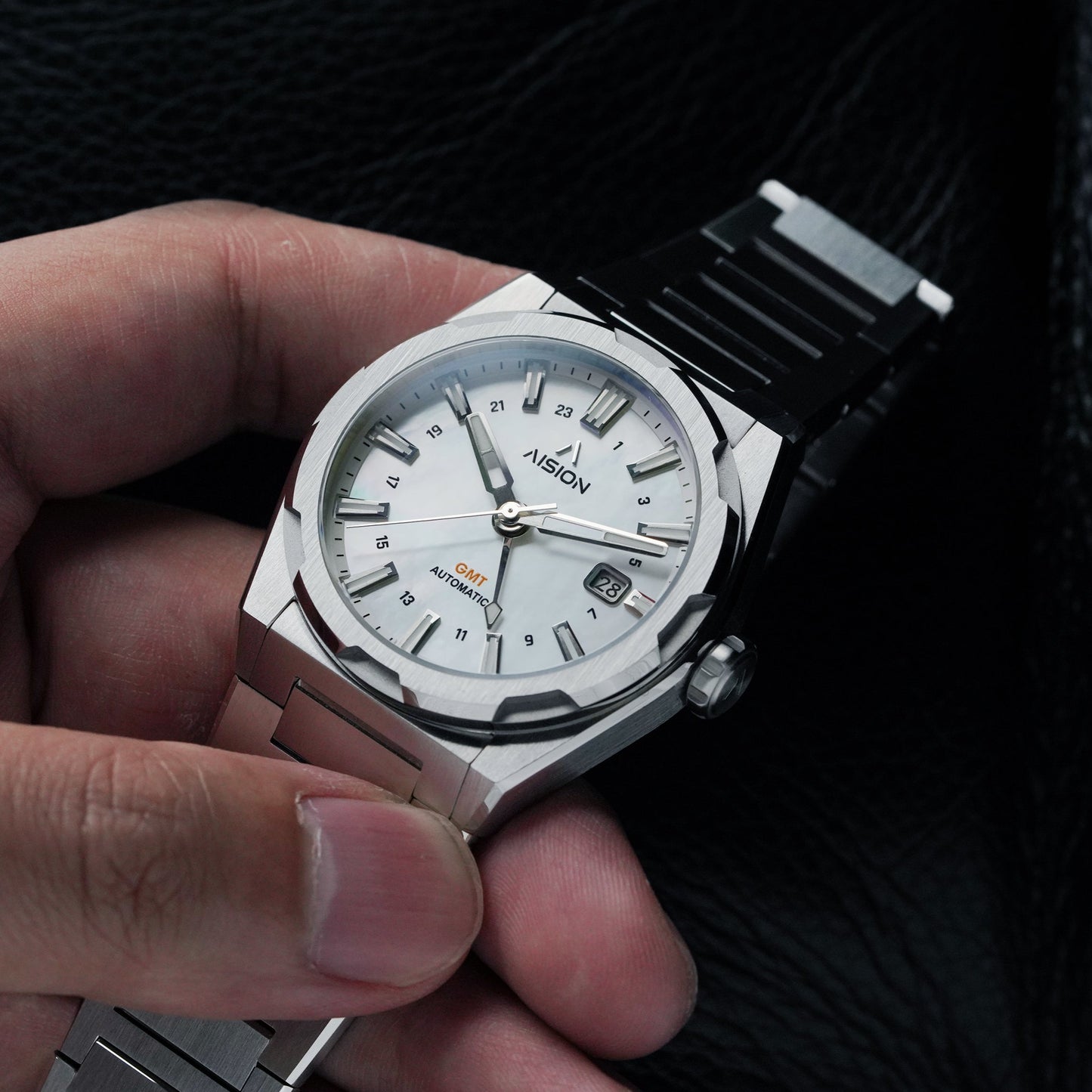 HANG GMT - 白色貝母錶盤
