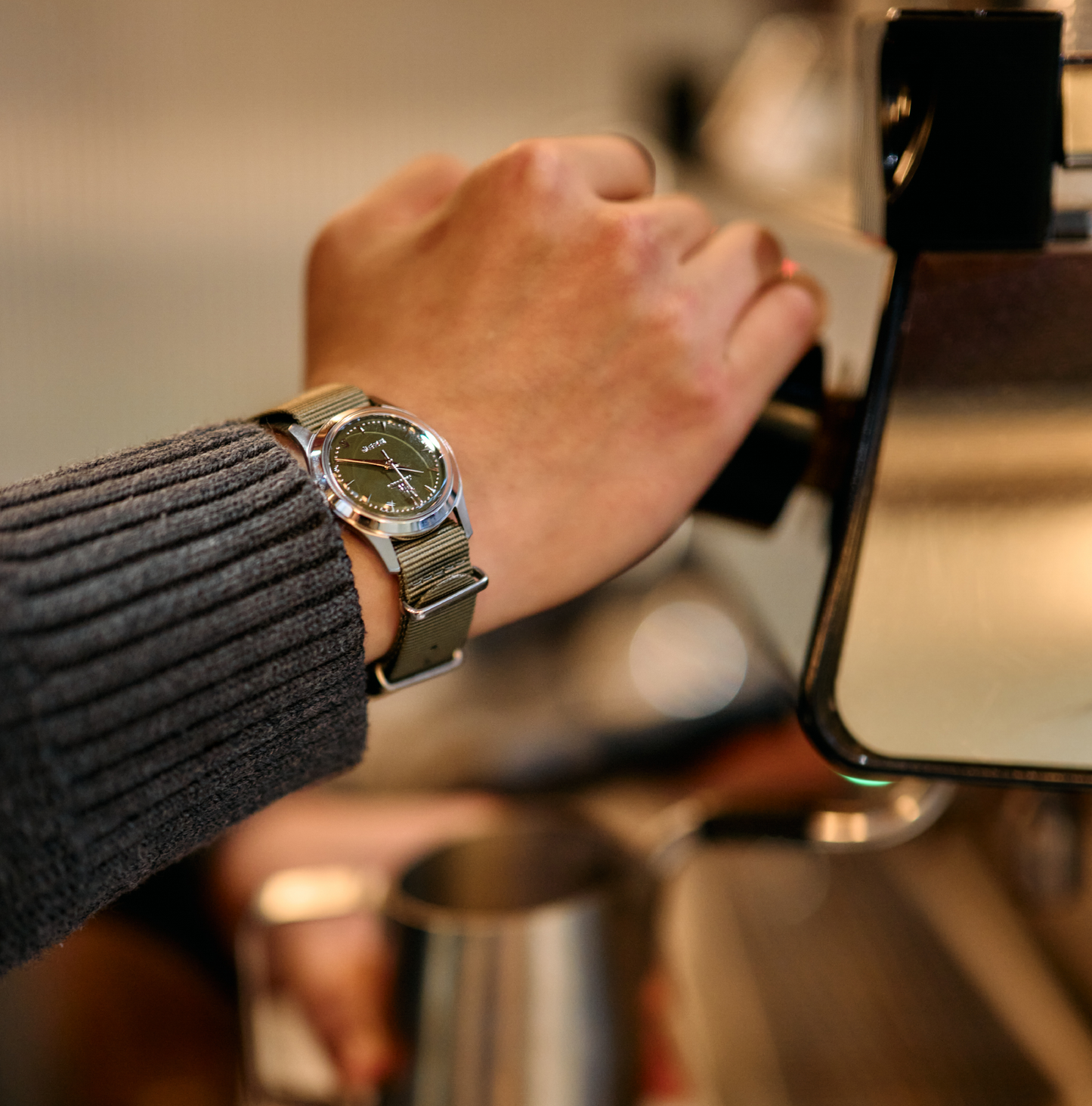 SHANGHAI x SLAB TOWN 34.5mm Hand-Winding Watch